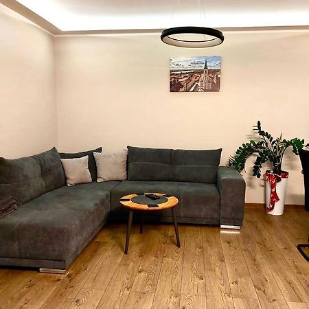 Apartament Sajowy Z Miejscem Postojowym W Garazu Podziemnym Appartamento Stary Toruń Esterno foto
