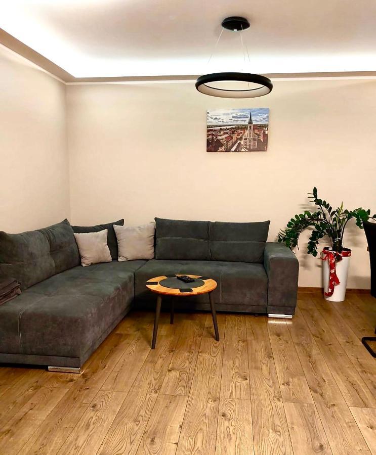 Apartament Sajowy Z Miejscem Postojowym W Garazu Podziemnym Appartamento Stary Toruń Esterno foto